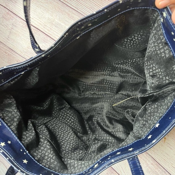 Kate Spade Daycation Night Sky Shiney Vinyl Blue Stars Tote Bag - Picture 3 of 12